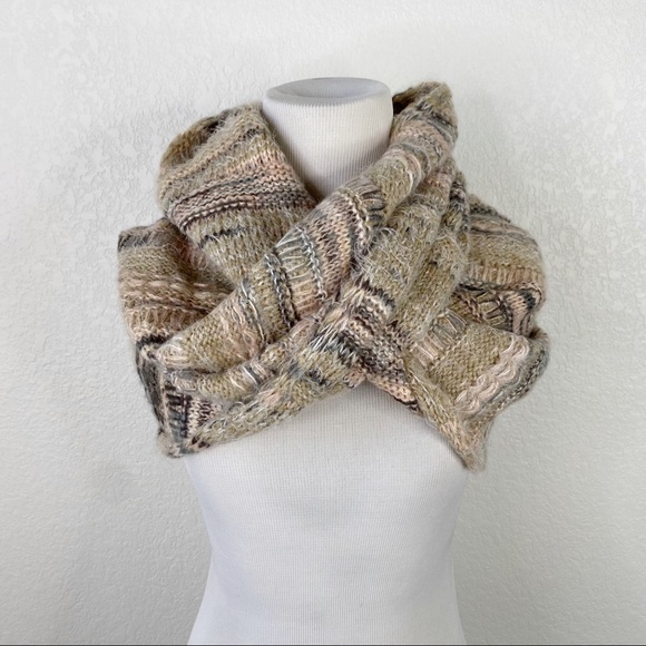 Cost Plus World Market Accessories - World Market Tan Pink & Gray Knit Circle Scarf